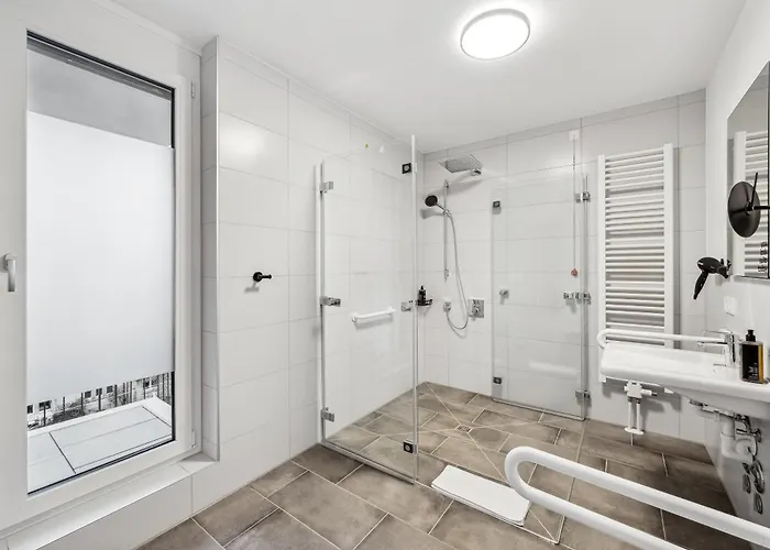 Limehome Sophienstr *